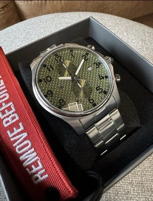 Chase Durer CDW-0094 Mens Watch 45mm Steel Army Green Carbon Fiber Dial New
