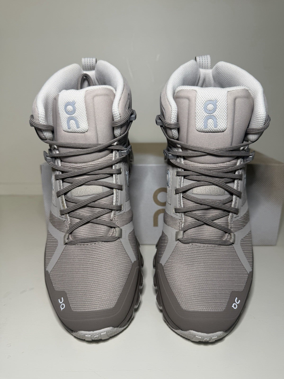On Cloudrock Waterproof Women's Hiking Boots Desert Clay US 10.5 New 23.99548