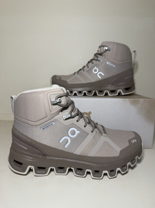 On Cloudrock Waterproof Women's Hiking Boots Desert Clay US 10.5 New 23.99548