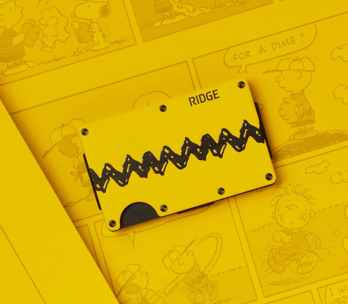 Ridge Slim RFID Blocking Wallet w/ Cash Strap Peanuts Yellow/Black Menâs